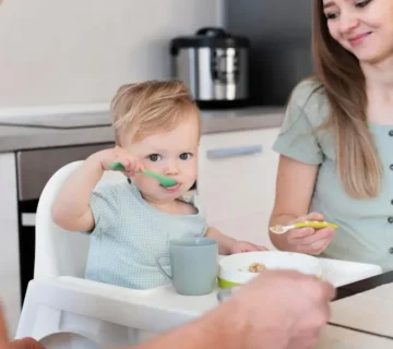 غذاخور کردن نوزاد